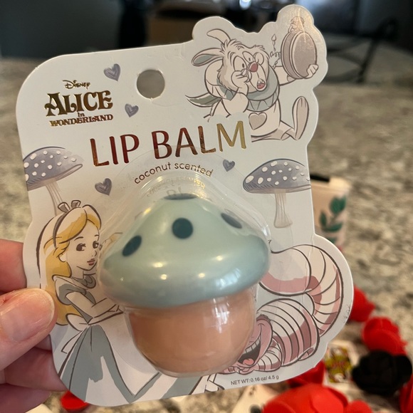 Disney Loungefly Alice in Wonderland Pouch and Lip Balm - Picture 5 of 7
